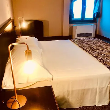 Malpensa & Hotel-airport Motel 4*