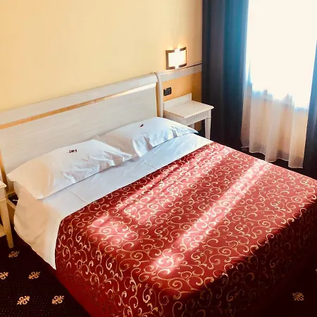 Malpensa & Hotel-airport Motel 4*